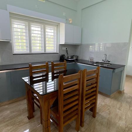 The Karlyle Homestay Vaduvanchal Kültér fotó