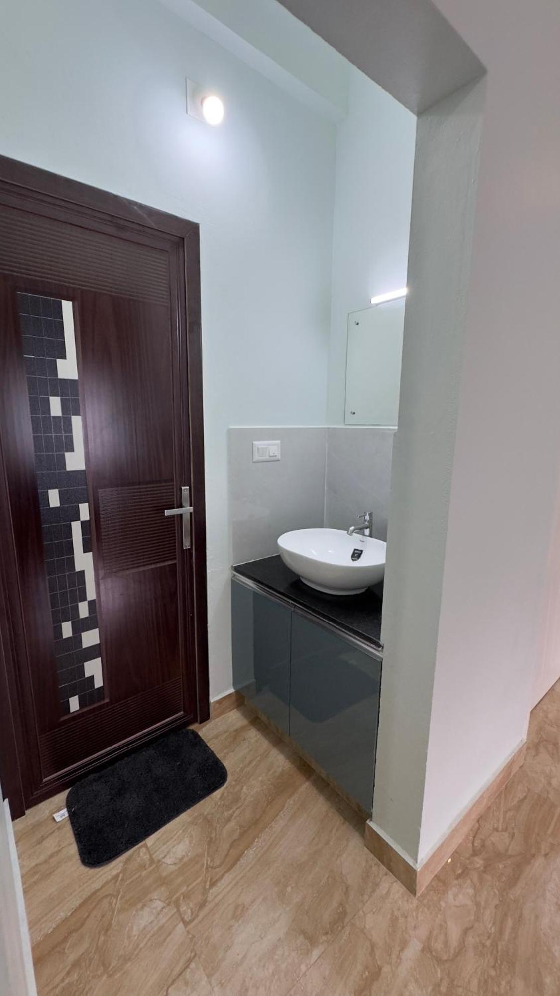 The Karlyle Homestay Vaduvanchal Kültér fotó